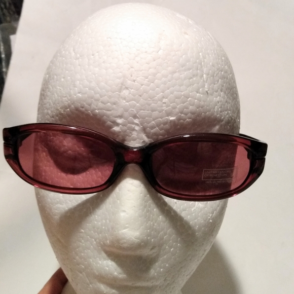 NEW Benetton Vintage Oval Women's Sunglass - Picture 9 of 12